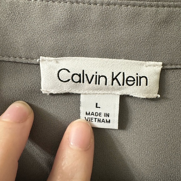 Calvin Klein Ruffled Collar Long Sleeve Blouse Size Large - Picture 9 of 10